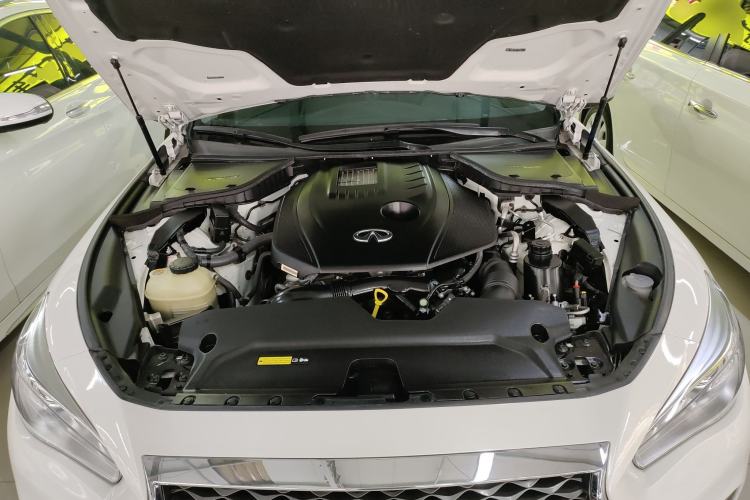 Used Infiniti Q50L 2022 2.0T Comfort Edition Engine Bay