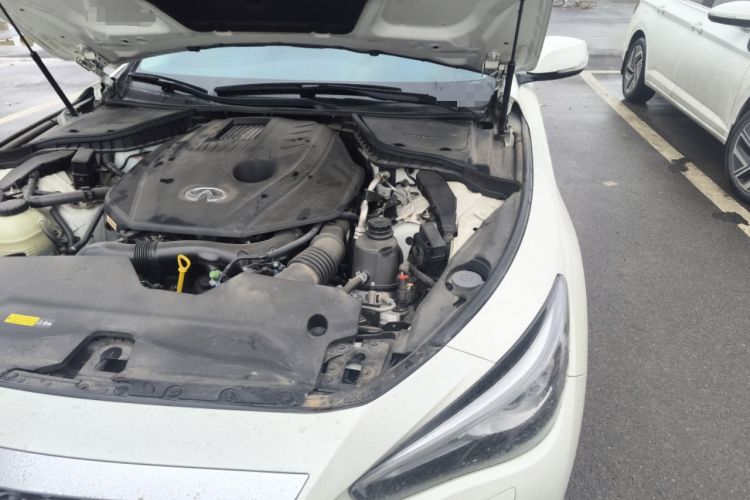Used Infiniti Q50L 2022 2.0T Enjoyment Edition Engine Bay Left