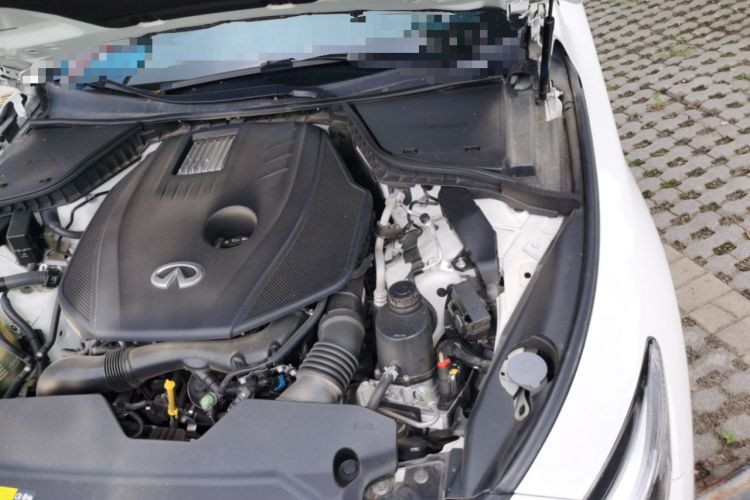 Used Infiniti Q50L 2022 2.0T Enjoyment Edition Engine Bay Left