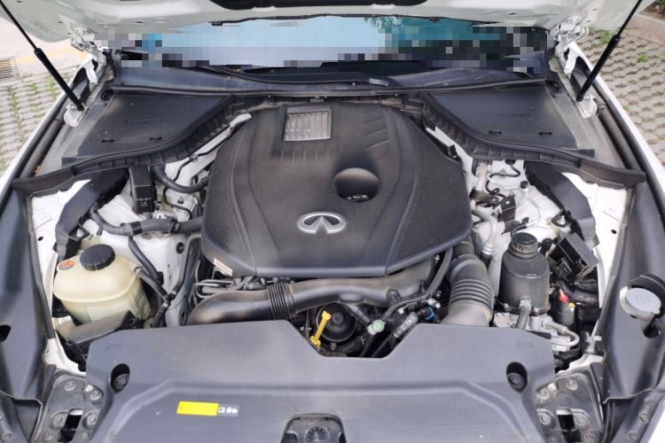 Used Infiniti Q50L 2022 2.0T Enjoyment Edition Engine Bay