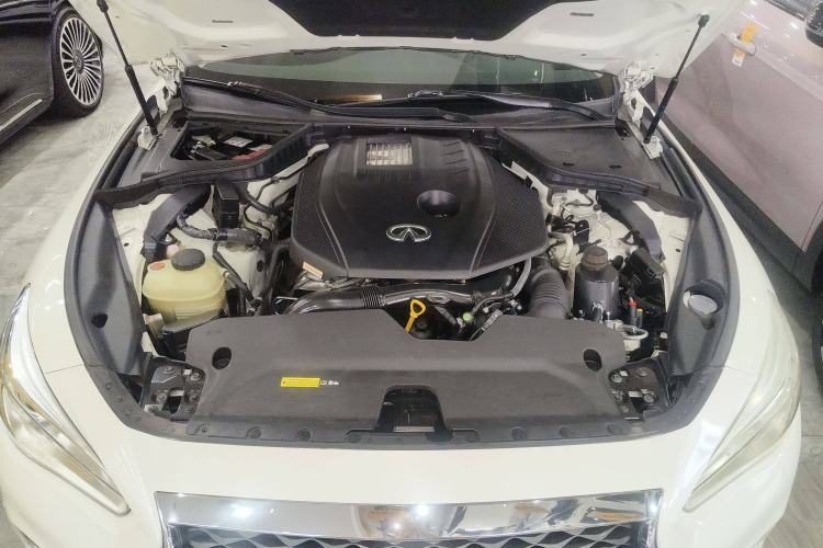 Used Infiniti Q50L 2022 2.0T Comfort Edition Engine Bay