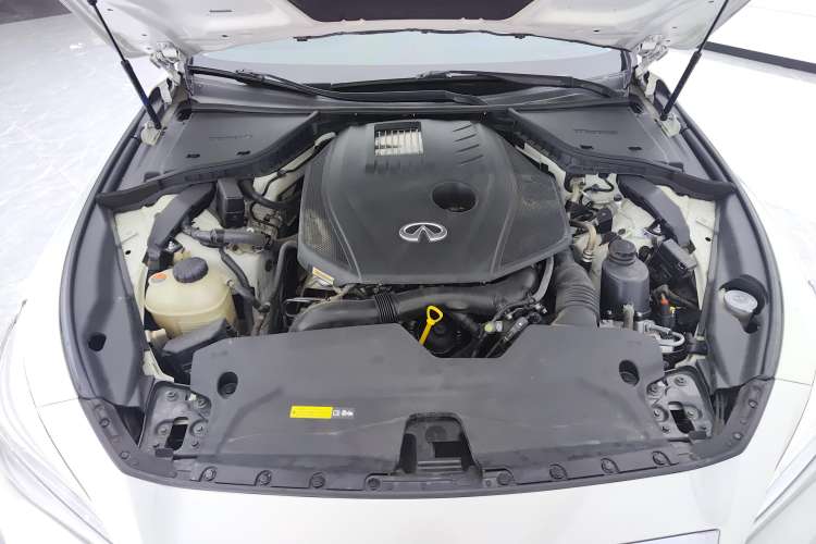 Used Infiniti Q50L 2022 2.0T Comfort Edition Engine Bay