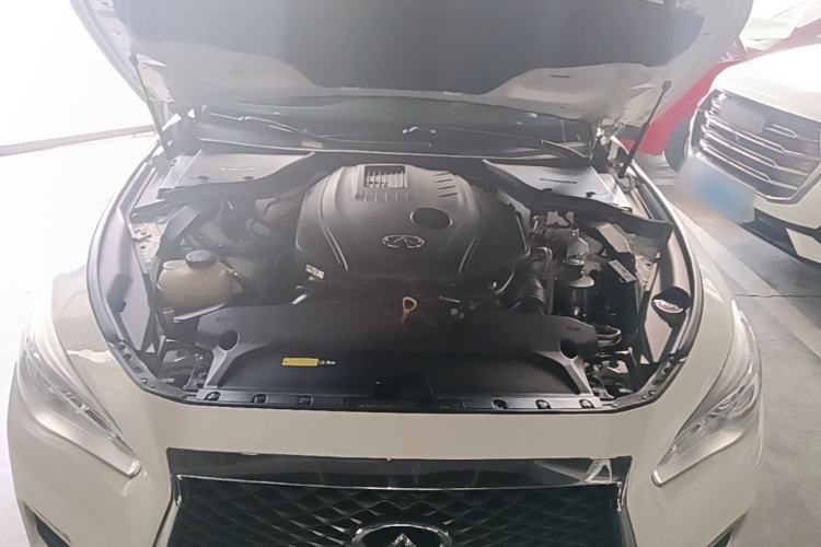 Used Infiniti Q50L 2022 2.0T Comfort Edition Engine Bay
