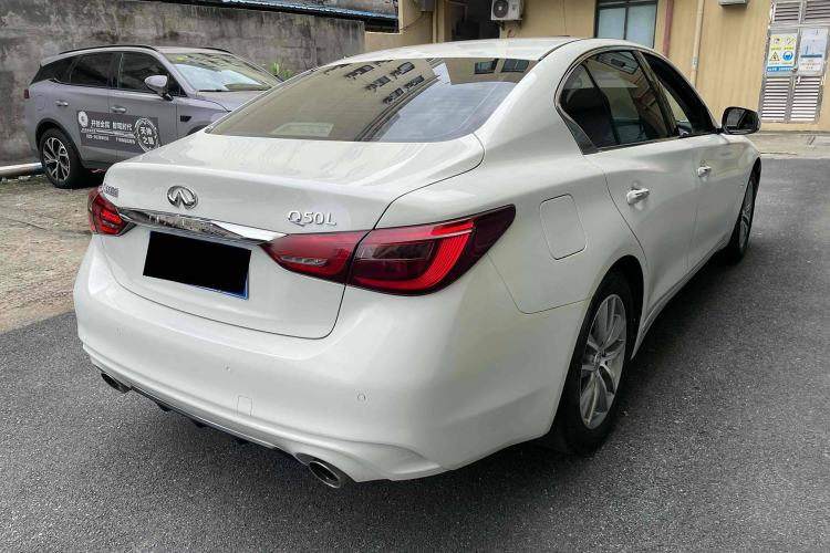 Used Infiniti Q50L 2022 2.0T Comfort Edition Exterior 3