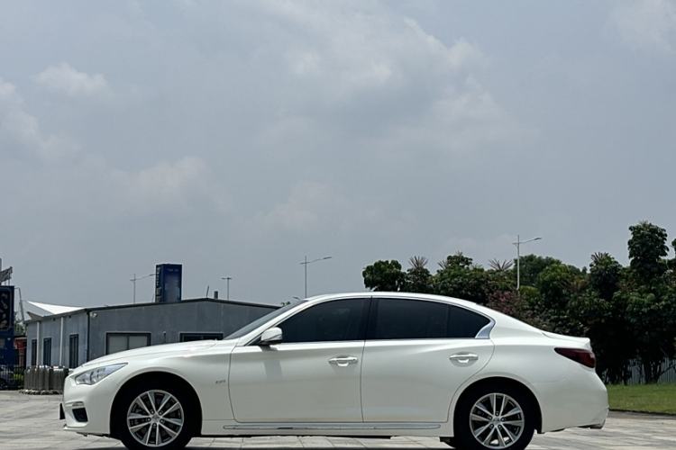 Used Infiniti Q50L 2022 2.0T Comfort Edition Exterior 3