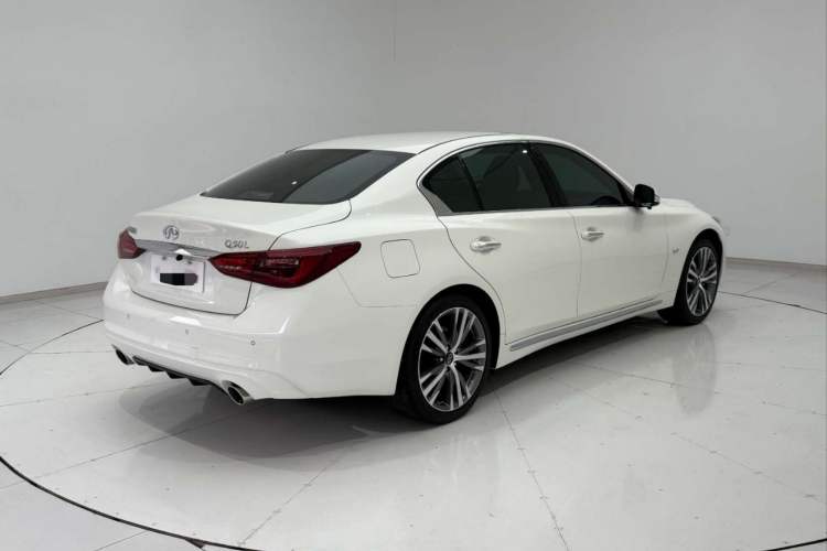 Used Infiniti Q50L 2022 2.0T Enjoyment Edition Exterior 4