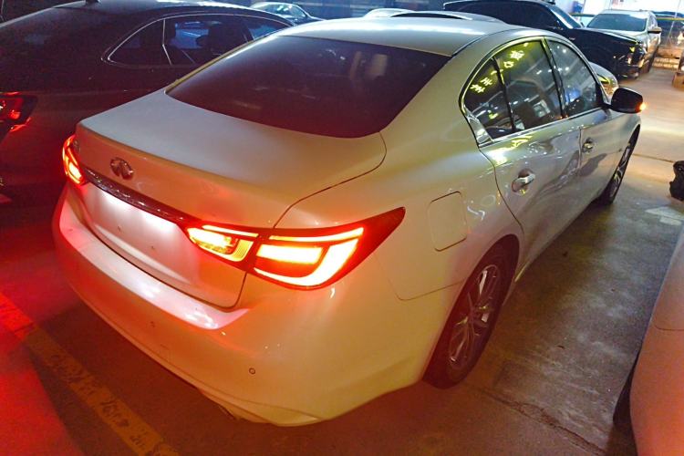 Used Infiniti Q50L 2022 2.0T Comfort Edition Exterior 5