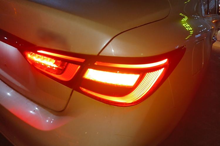 Used Infiniti Q50L 2022 2.0T Comfort Edition Exterior 6