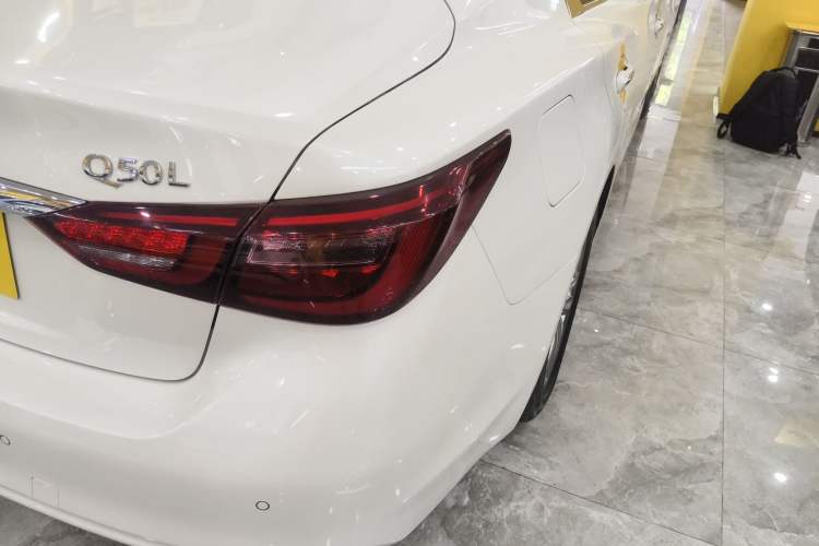 Used Infiniti Q50L 2022 2.0T Comfort Edition Exterior 6
