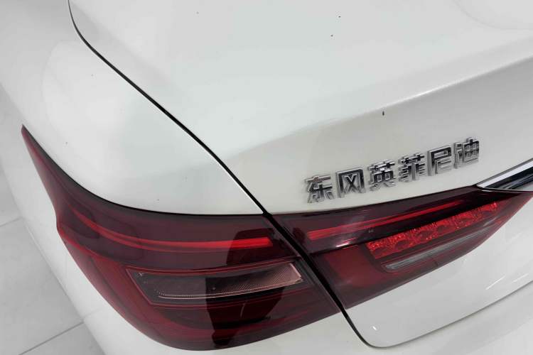 Used Infiniti Q50L 2022 2.0T Comfort Edition Exterior 8