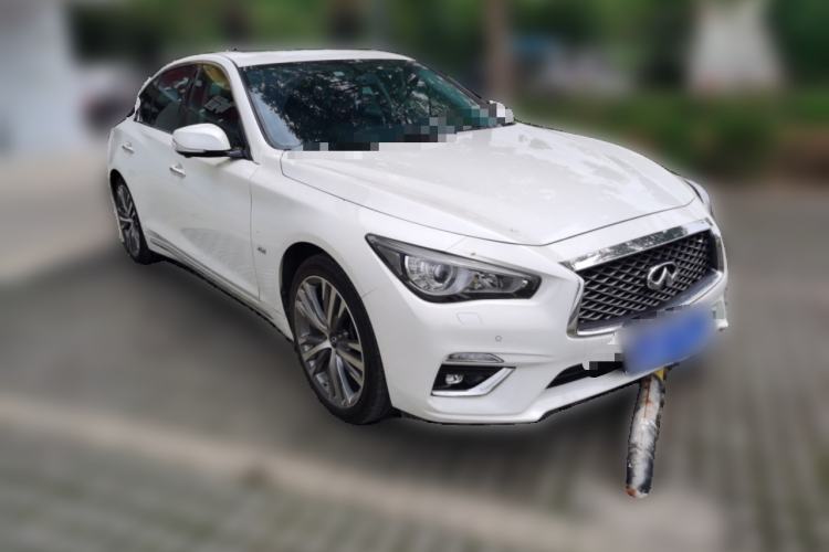 Used Infiniti Q50L 2022 2.0T Enjoyment Edition Front Right 45 Deg