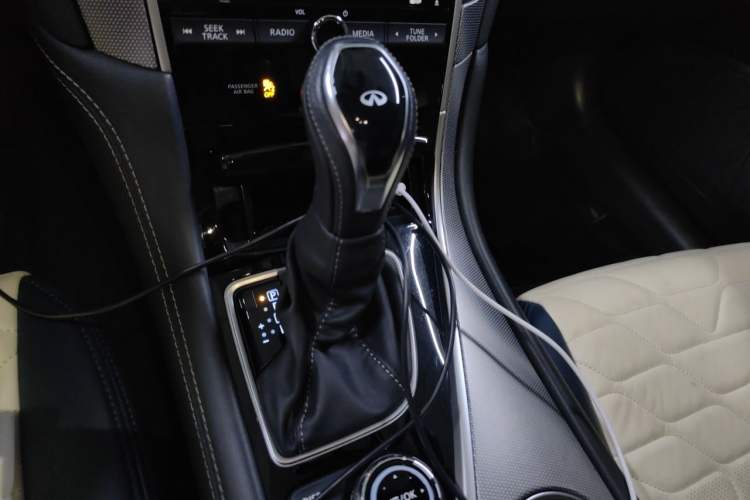 Used Infiniti Q50L 2022 2.0T WAVE Edition Gear Lever
