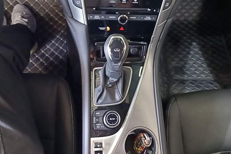 Used Infiniti Q50L 2022 2.0T Enjoyment Edition Gear Lever