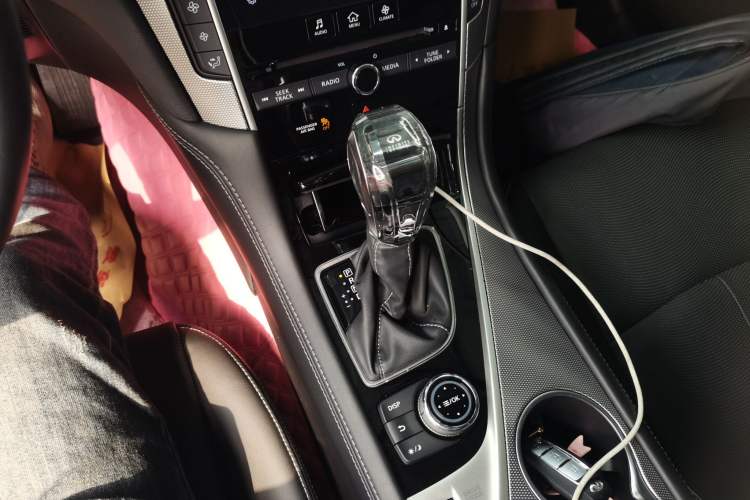 Used Infiniti Q50L 2022 2.0T Enjoyment Edition Gear Lever