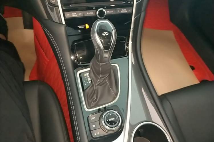 Used Infiniti Q50L 2022 2.0T Comfort Edition Gear Lever