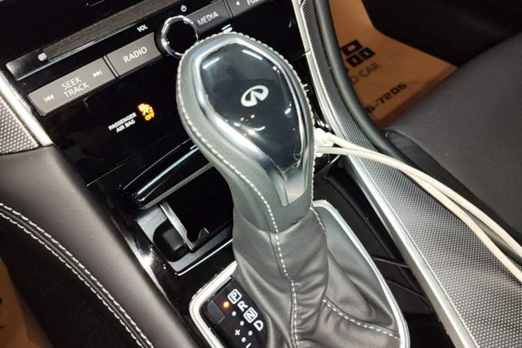 Used Infiniti Q50L 2022 2.0T Enjoyment Edition Gear Lever