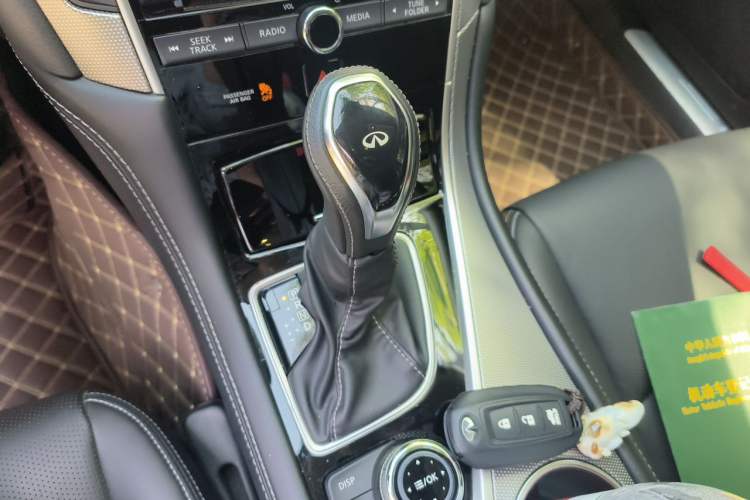 Used Infiniti Q50L 2022 2.0T Enjoyment Edition Gear Lever