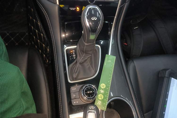 Used Infiniti Q50L 2022 2.0T Comfort Edition Gear Lever
