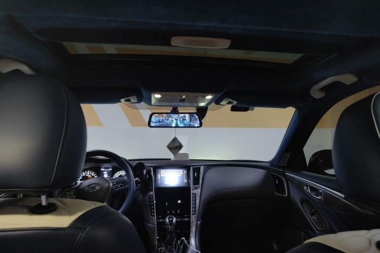 Used Infiniti Q50L 2022 2.0T WAVE Edition Headliner