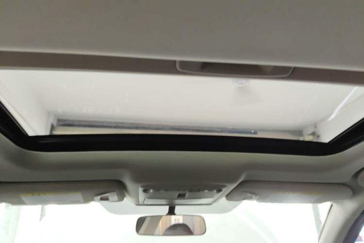 Used Infiniti Q50L 2022 2.0T Comfort Edition Headliner
