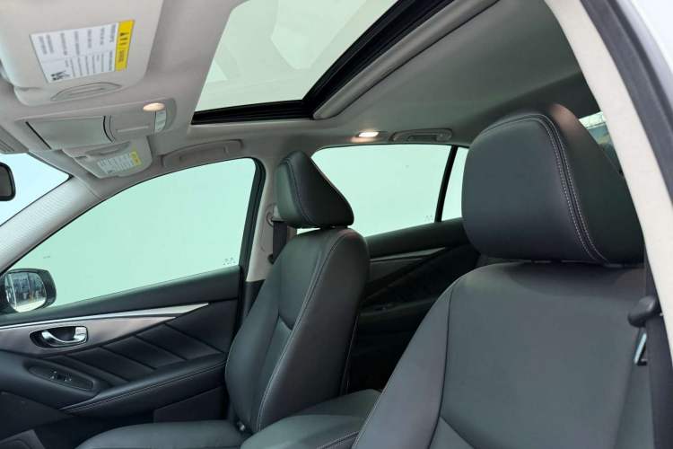 Used Infiniti Q50L 2022 2.0T Enjoyment Edition Headliner
