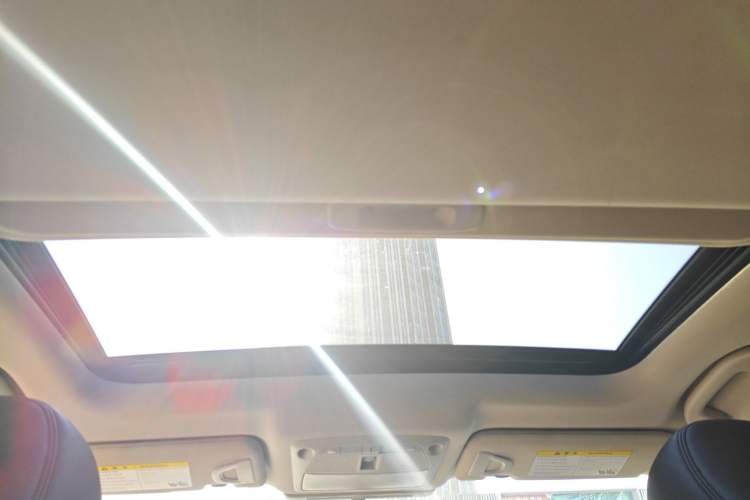 Used Infiniti Q50L 2022 2.0T Comfort Edition Headliner