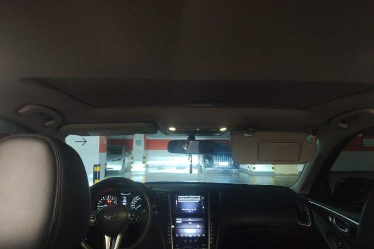 Used Infiniti Q50L 2022 2.0T Comfort Edition Headliner