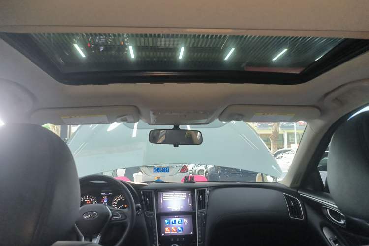 Used Infiniti Q50L 2022 2.0T Comfort Edition Headliner