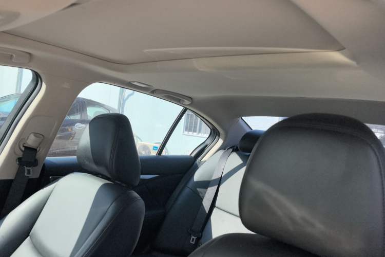 Used Infiniti Q50L 2022 2.0T Comfort Edition Headliner