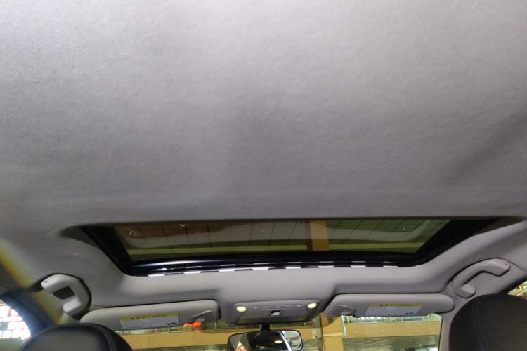 Used Infiniti Q50L 2022 2.0T Comfort Edition Headliner