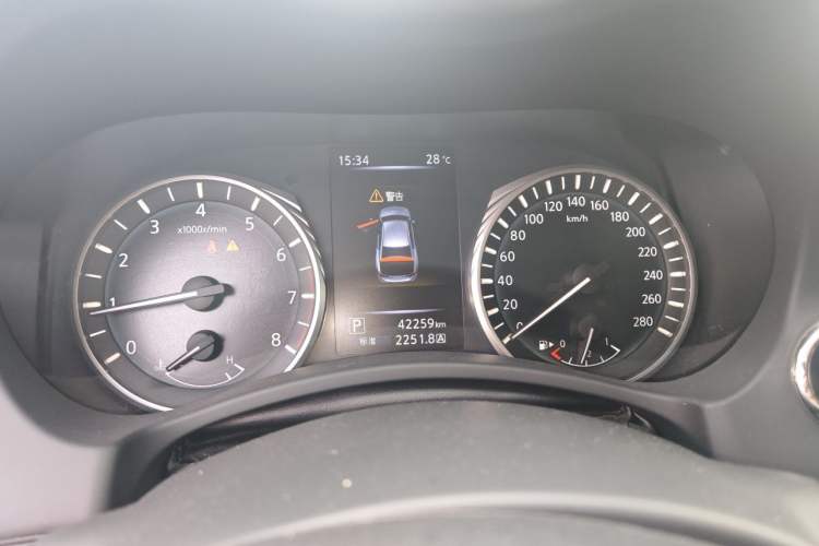 Used Infiniti Q50L 2022 2.0T Enjoyment Edition Instrument Cluster