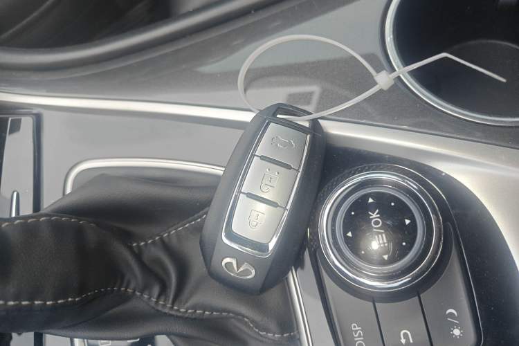 Used Infiniti Q50L 2022 2.0T Comfort Edition Interior 1