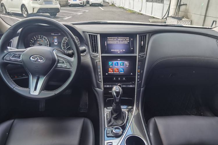 Used Infiniti Q50L 2022 2.0T Comfort Edition Interior 1