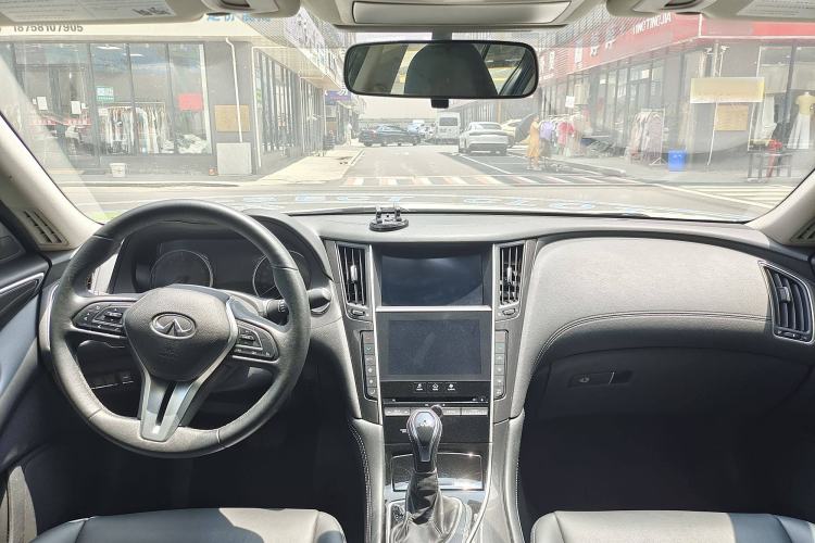 Used Infiniti Q50L 2022 2.0T Comfort Edition Interior 1