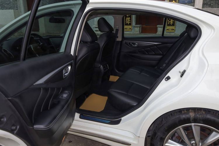 Used Infiniti Q50L 2022 2.0T Comfort Edition Interior 2