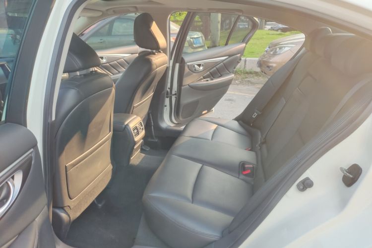 Used Infiniti Q50L 2022 2.0T Comfort Edition Interior 2