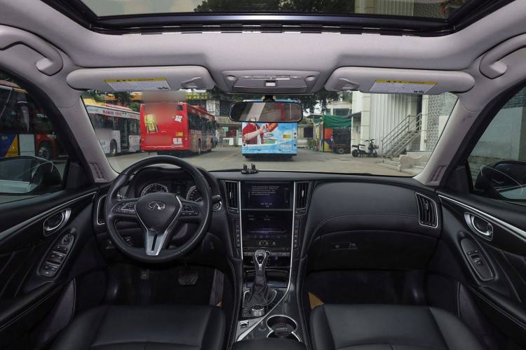 Used Infiniti Q50L 2022 2.0T Comfort Edition Interior 3