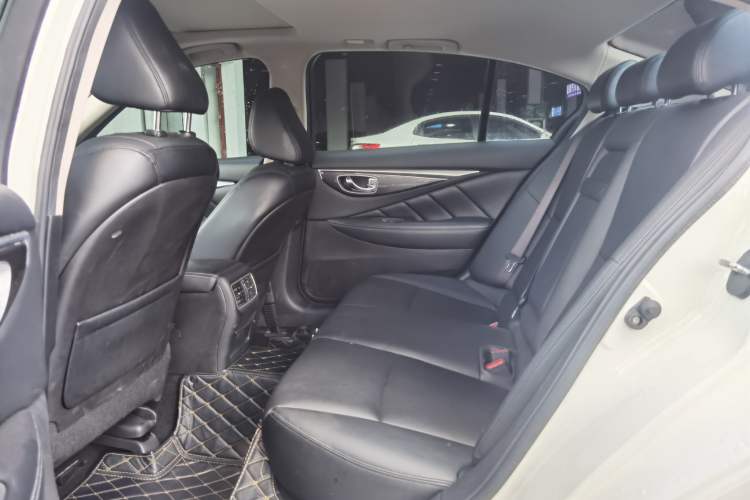 Used Infiniti Q50L 2022 2.0T Comfort Edition Interior 3