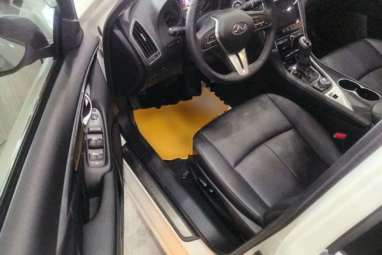 Used Infiniti Q50L 2022 2.0T Comfort Edition Interior 3