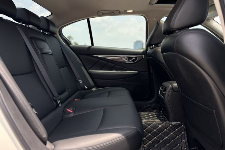 Used Infiniti Q50L 2022 2.0T Comfort Edition Interior 5