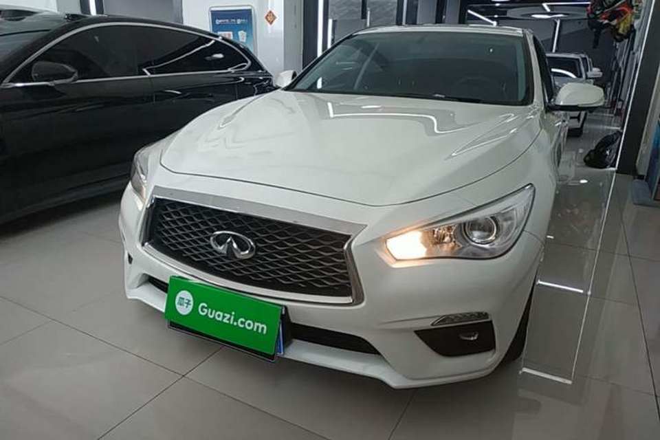 Infiniti Q50L 2022