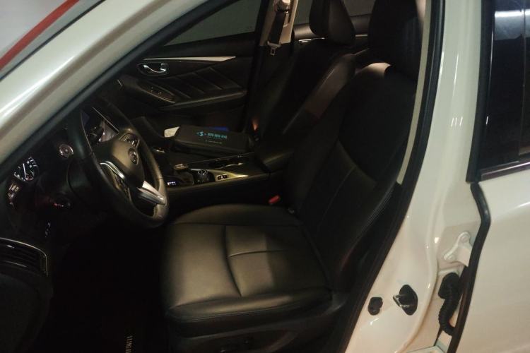 Used Infiniti Q50L 2022 2.0T Comfort Edition Left Front Seat