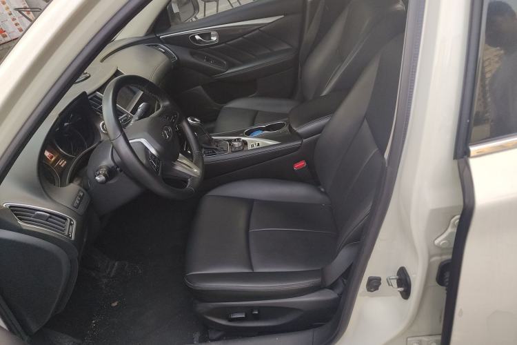 Used Infiniti Q50L 2022 2.0T Comfort Edition Left Front Seat