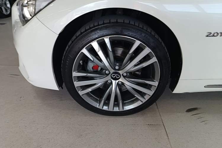Used Infiniti Q50L 2022 2.0T Enjoyment Edition Left Front Wheel Hub