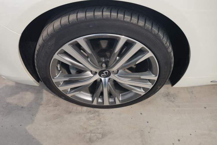 Used Infiniti Q50L 2022 2.0T Enjoyment Edition Left Front Wheel Hub