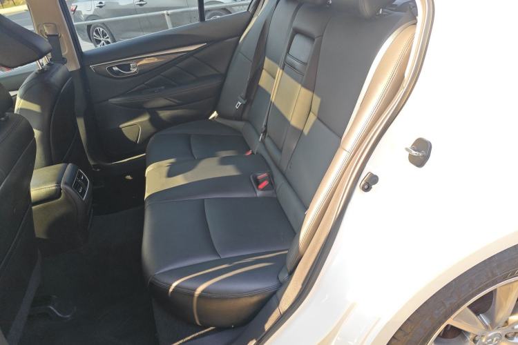 Used Infiniti Q50L 2022 2.0T Comfort Edition Left Rear Seat