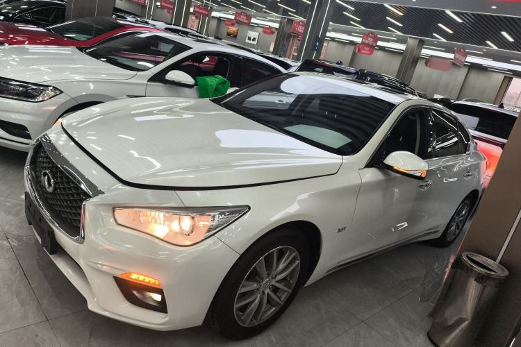 Used Infiniti Q50L 2022 2.0T Comfort Edition Left Side