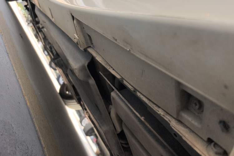 Used Infiniti Q50L 2022 2.0T Comfort Edition Left Side Sill