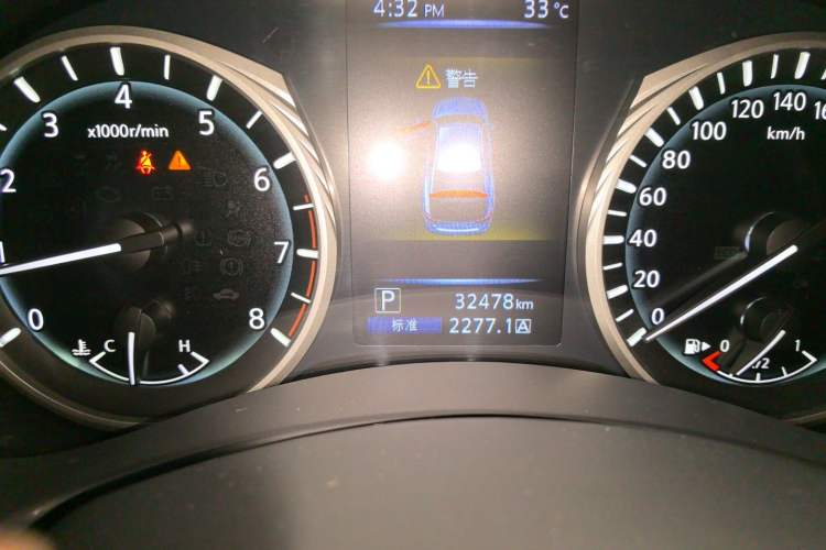 Used Infiniti Q50L 2022 2.0T Enjoyment Edition Odometer Close Up
