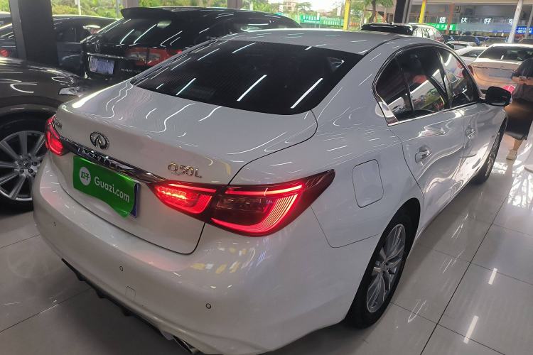 Used Infiniti Q50L 2022 2.0T Comfort Edition Rear Right 45 Deg